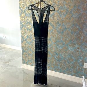 Elegant Black and White Tie-Dye Maxi Dress